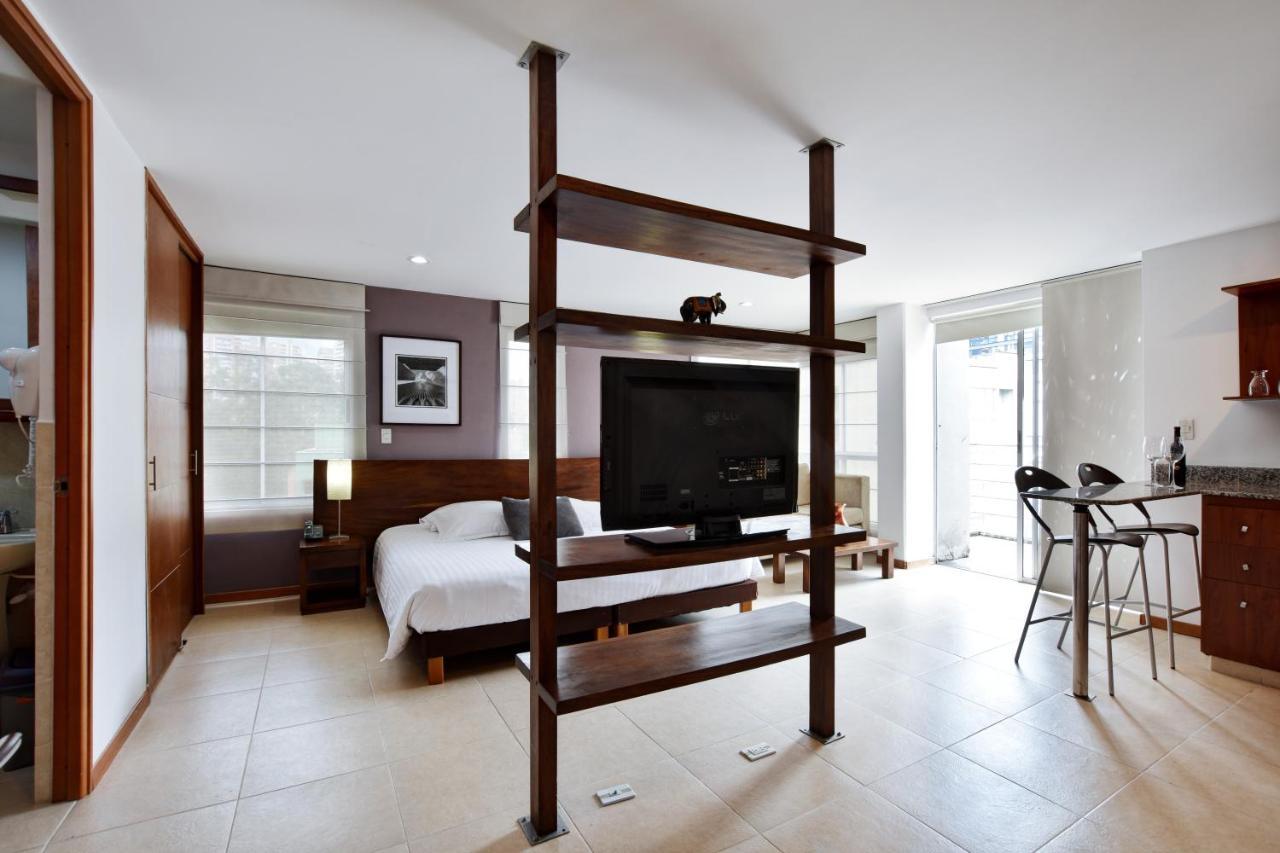 Cyan Suites Poblado By Mde Bnb Μεντεγίν Εξωτερικό φωτογραφία