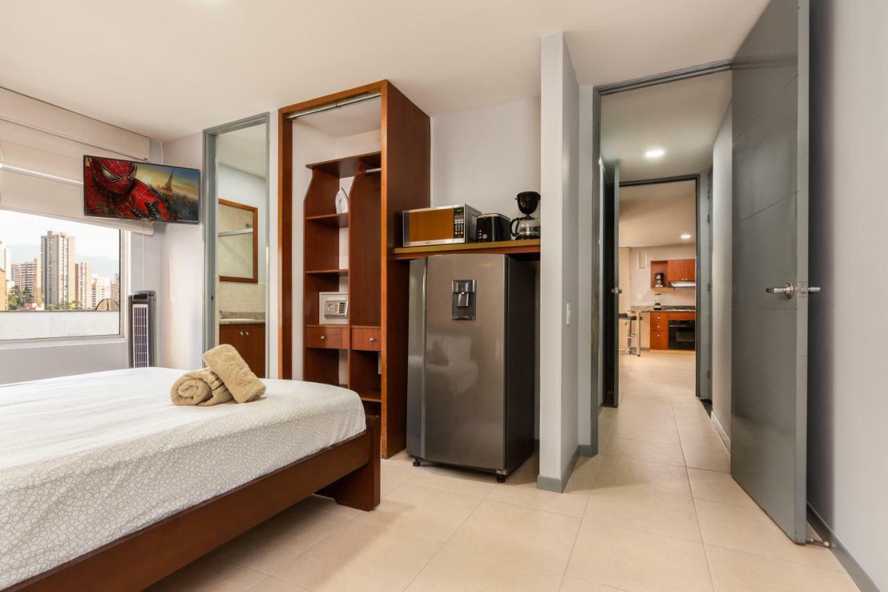 Cyan Suites Poblado By Mde Bnb Μεντεγίν Εξωτερικό φωτογραφία